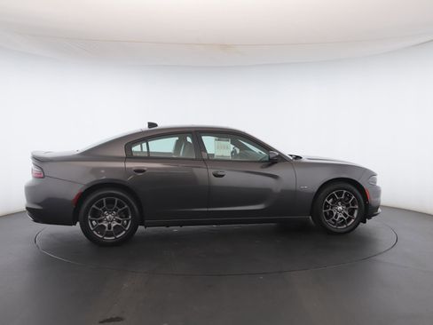 Used 2018 Dodge Charger GT image 31