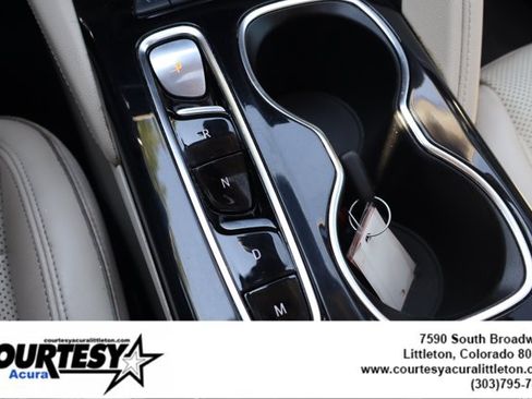 Used 2021 Buick Envision Essence w/ Technology Package I AWD/4WD image 18