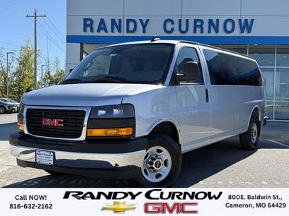 New 2025 GMC Savana 3500 LT