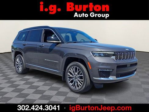 Used 2025 Jeep Grand Cherokee L Summit AWD/4WD image 1