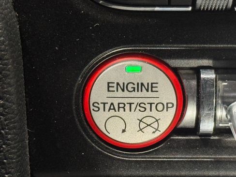 Used 2015 Ford Mustang GT Premium image 33