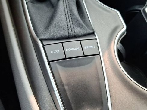 Used 2022 Toyota Camry LE FWD image 22