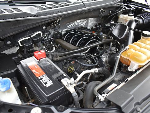 Used 2015 Ford F150 Lariat w/ Equipment Group 502A Luxury image 50