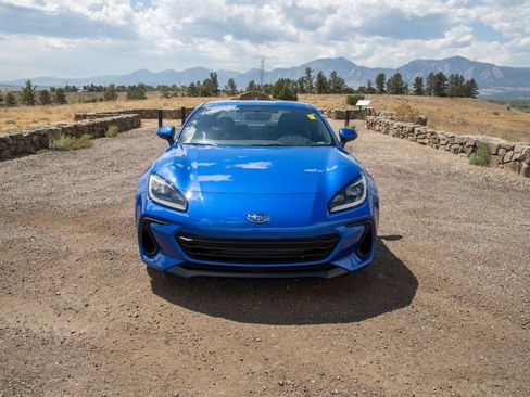 Used 2025 Subaru BRZ Limited w/ Popular Package 2 RWD image 2