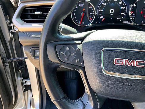 Used 2017 GMC Acadia Denali image 22