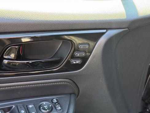Used 2025 Honda Odyssey Elite image 13