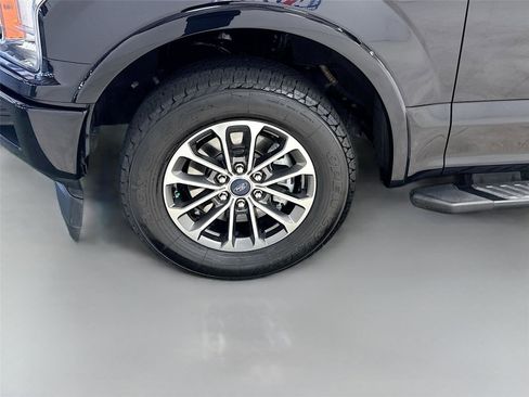 Used 2019 Ford F150 XLT w/ Equipment Group 302A Luxury image 30