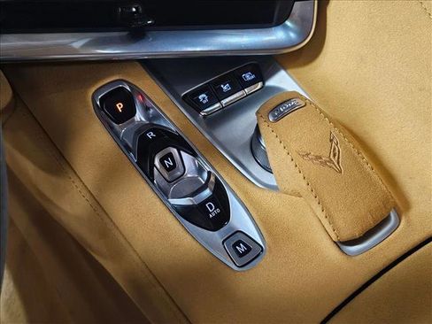 Used 2022 Chevrolet Corvette Stingray Premium Cpe w/ Z51 Performance Package RWD image 13