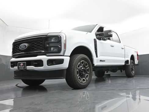 Used 2024 Ford F250 XL w/ STX Appearance Package image 24
