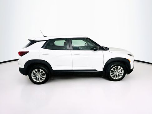 Used 2024 Chevrolet TrailBlazer LS image 10