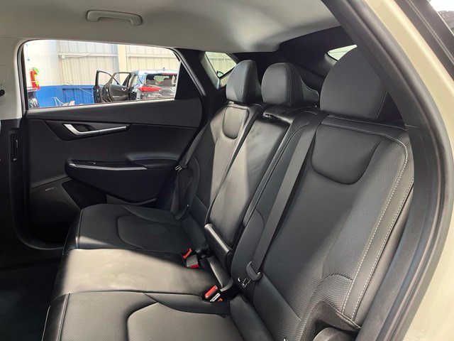 Used 2023 Kia EV6 Wind w/ Wind Technology Package AWD/4WD image 18