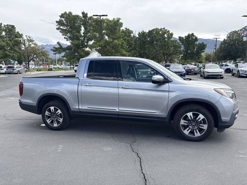 Used 2017 Honda Ridgeline RTL-E image 3