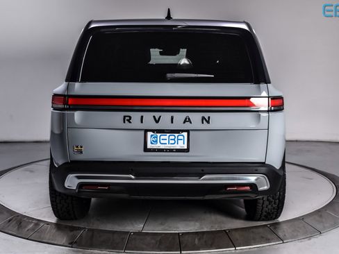 Used 2022 Rivian R1S Launch Edition image 5