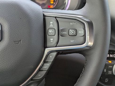 New 2026 RAM 1500 Laramie AWD/4WD image 29