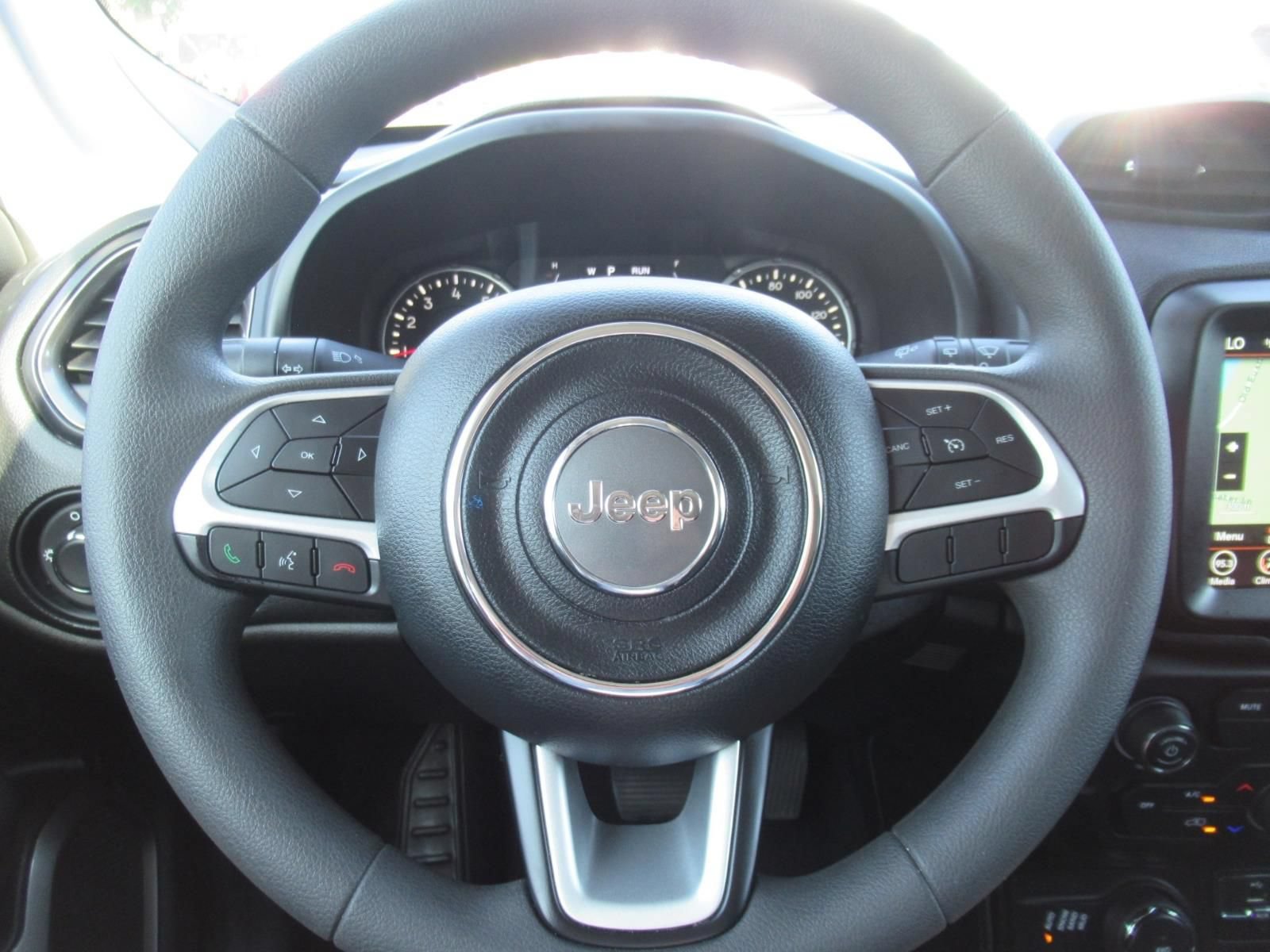 Certified 2023 Jeep Renegade Latitude AWD/4WD image 26