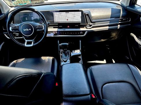 Used 2024 Kia Sportage EX FWD image 22