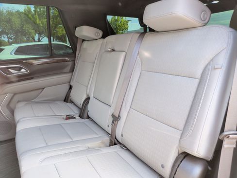 Used 2022 GMC Yukon SLE w/ Max Trailering Package image 35