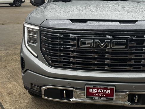 Used 2024 GMC Sierra 1500 Denali Ultimate AWD/4WD image 6
