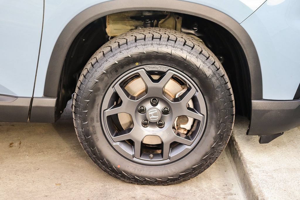 Used 2024 Honda Pilot TrailSport image 11