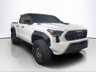 Used 2024 Toyota Tacoma TRD Pro AWD/4WD video 1