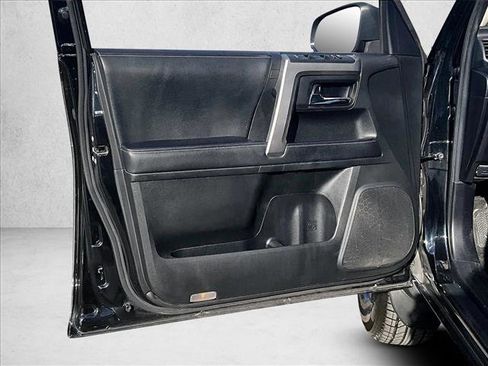 Used 2021 Toyota 4Runner SR5 image 17