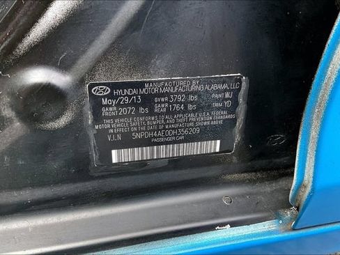 Used 2013 Hyundai Elantra GLS FWD image 34