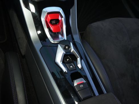 Used 2018 Lamborghini Huracan LP 580-2 RWD image 12