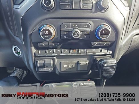 Used 2020 Chevrolet Silverado 2500 LT w/ Convenience Package image 22