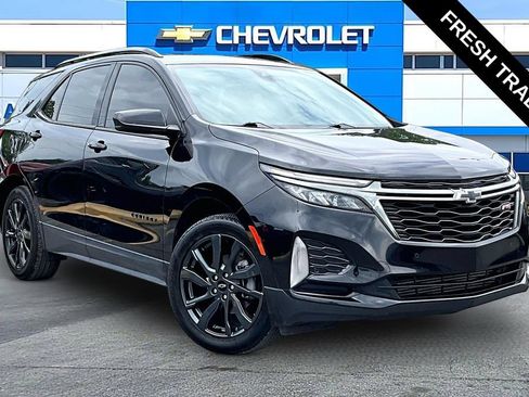 Used 2023 Chevrolet Equinox RS w/ LPO, Floor Liner Package FWD image 1