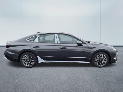 New 2026 Hyundai Sonata Limited FWD image 7