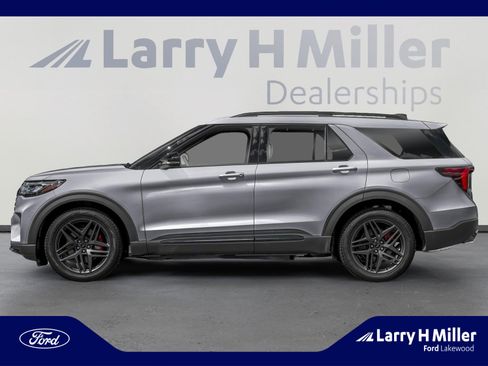 New 2026 Ford Explorer ST w/ Sun And Sound Package image 3