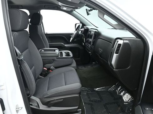 Used 2018 Chevrolet Silverado 1500 LT w/ Rally 2 Edition image 22