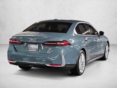 Certified 2025 BMW 530i xDrive image 5