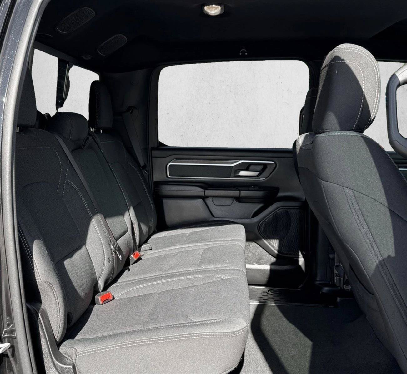 Used 2022 RAM 1500 Big Horn AWD/4WD image 18