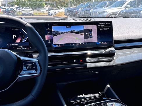 Used 2026 BMW 530i w/ Premium Package RWD image 12