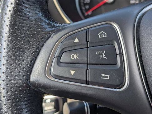 Used 2017 Mercedes-Benz GLC 300 GLC 300 image 11