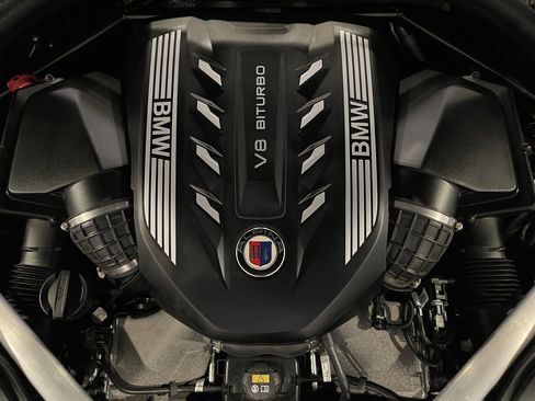 Used 2021 BMW ALPINA XB7 image 26