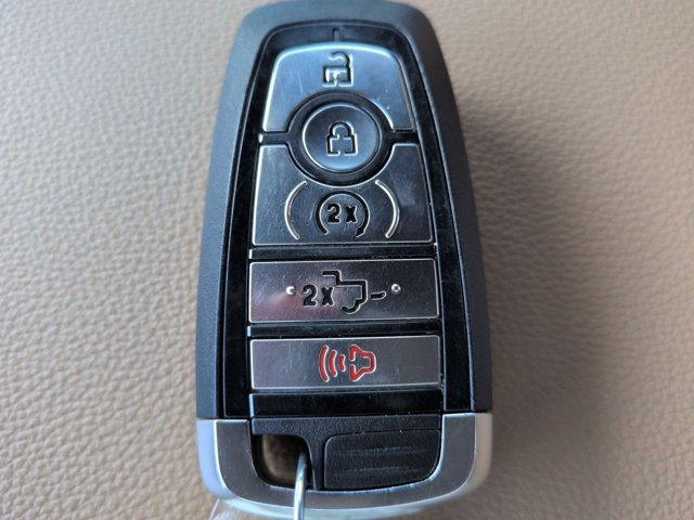 Used 2024 Ford F250 Lariat w/ Tremor Off-Road Package AWD/4WD image 33