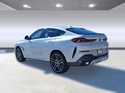 New 2026 BMW X6 xDrive40i w/ Executive Package image 3