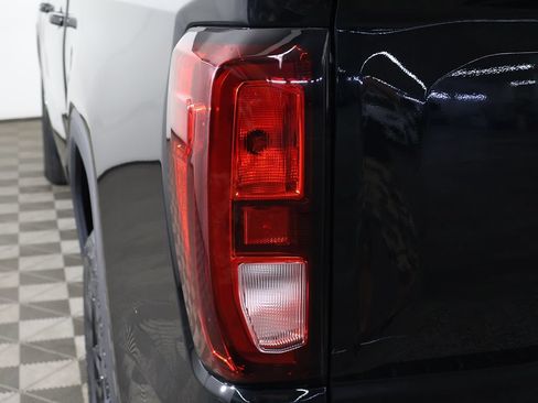 Used 2024 GMC Sierra 1500 Elevation AWD/4WD image 15