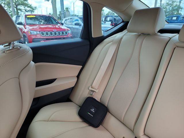 Used 2022 Acura TLX w/ Technology Package FWD image 13