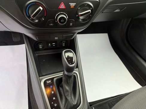 Used 2020 Hyundai Accent SE FWD image 16