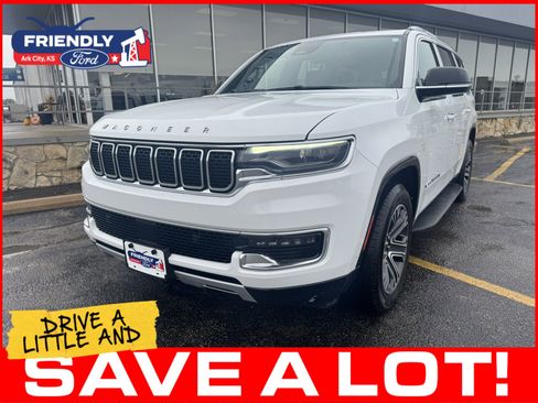 Used 2023 Jeep Wagoneer Series II AWD/4WD image 1