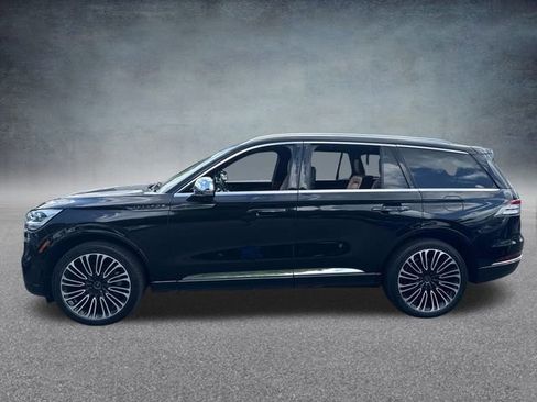 Used 2021 Lincoln Aviator Black Label w/ Dynamic Handling Package image 9
