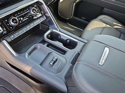 New 2026 GMC Sierra 3500 Denali w/ Denali Reserve Package image 20