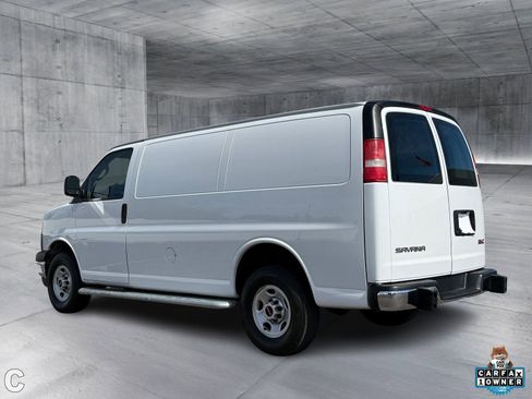 Used 2024 GMC Savana 2500 w/ Driver Convenience Package image 4