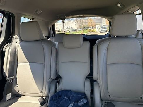 Used 2021 Honda Odyssey EX-L image 19