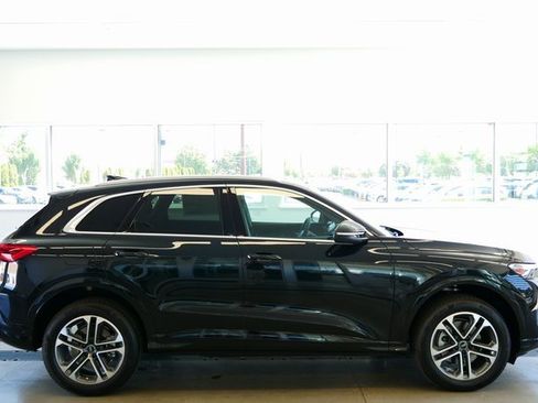 New 2025 Audi Q5 Premium image 7
