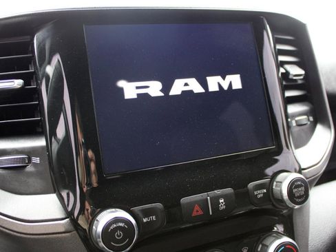 Used 2022 RAM 2500 Tradesman AWD/4WD image 27