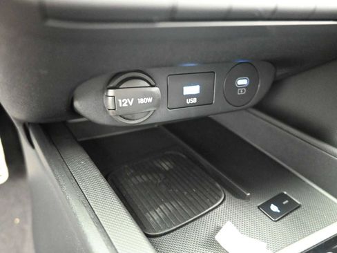 New 2025 Hyundai Elantra SEL image 20